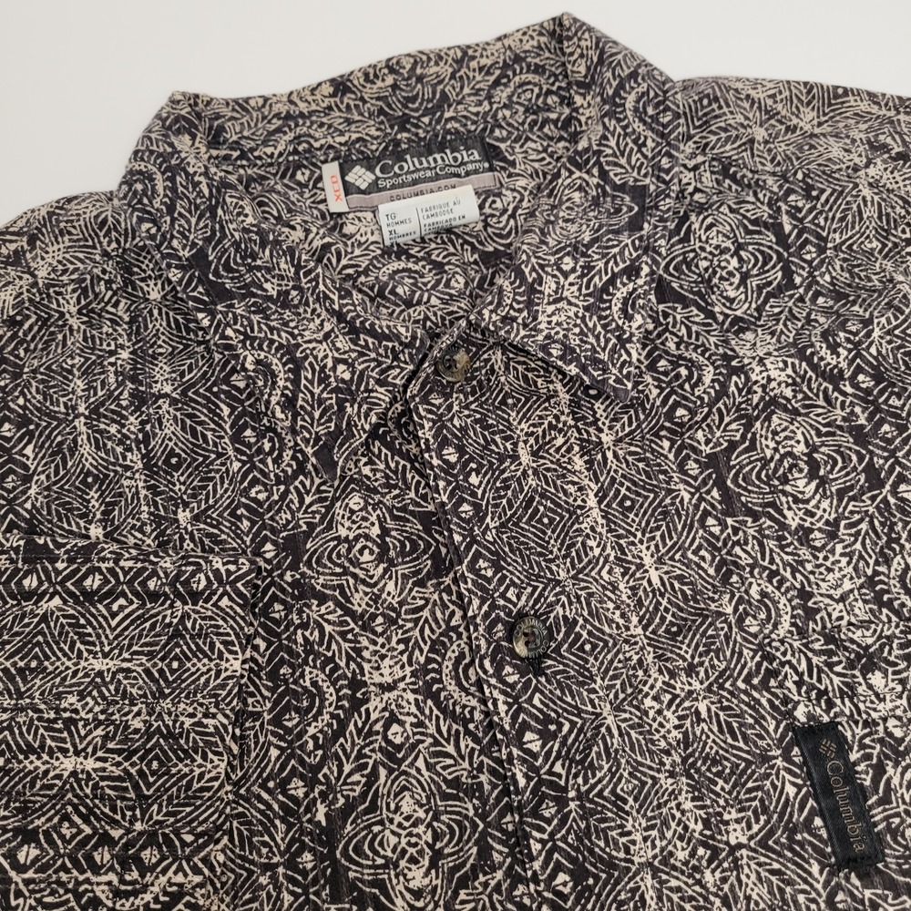 Columbia Shirt Mens XL Black White‎ Geometric Tribal Cotton AM7885 Excellent S/S